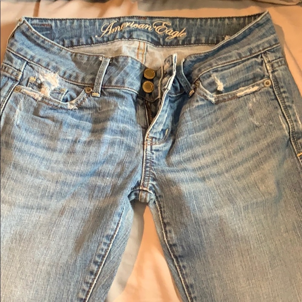 American eagle jeans!